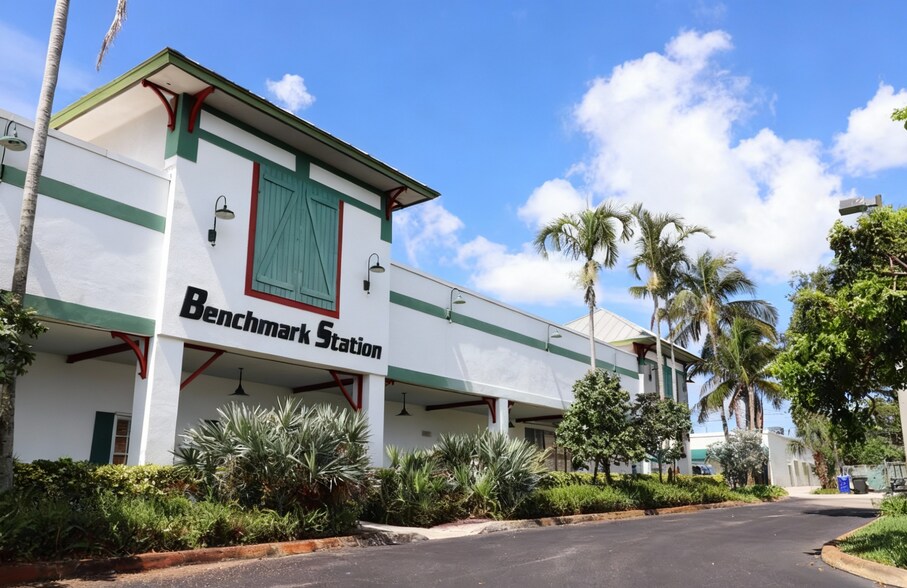 More Photos Of 51 Hypoluxo Rd, Hypoluxo Warehouse For Lease