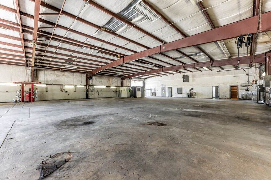 More Photos Of , Huntsville General Retail For Sale