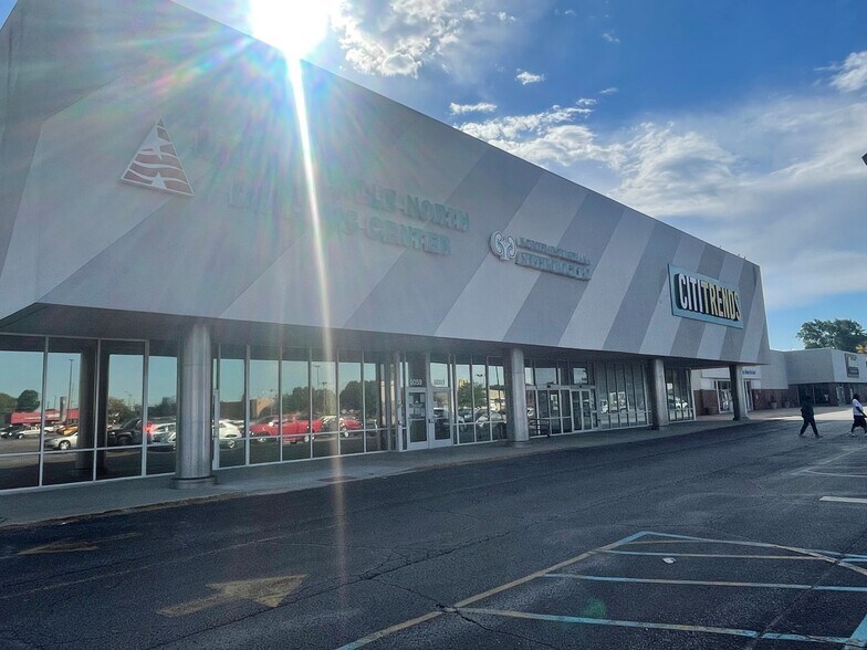 More Photos Of 6063-6091 Broadway, Merrillville General Retail For Lease