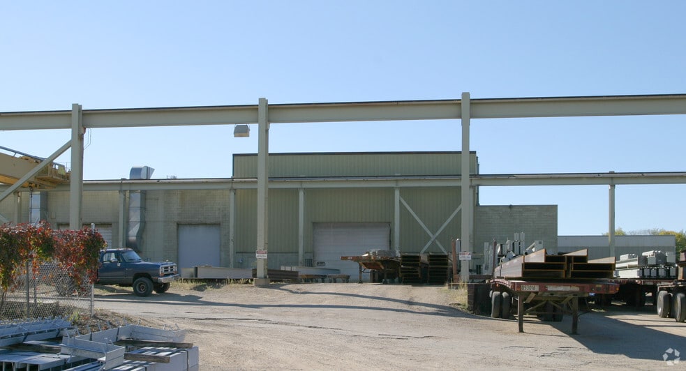 More Photos Of 118 W 60th St, Minneapolis Manufacturing For Sale