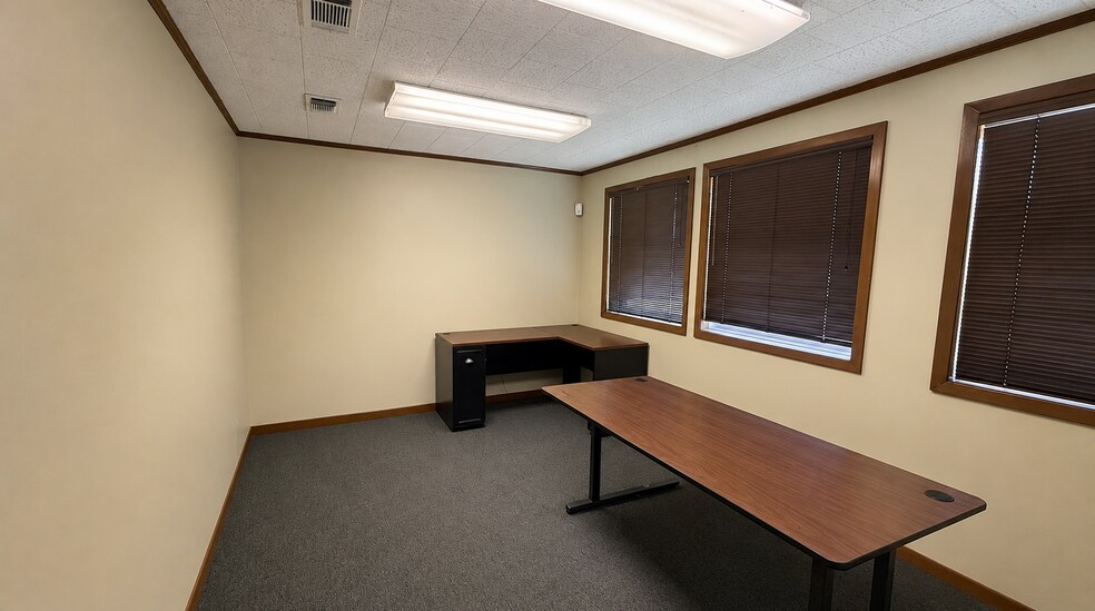 More Photos Of 2223 Quail Run, Baton Rouge Medical For Lease