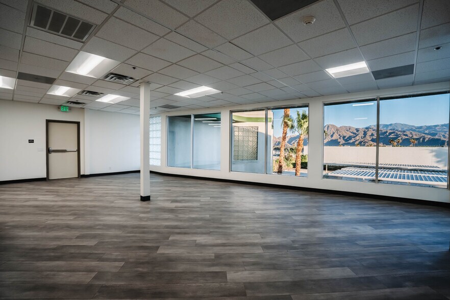 More Photos Of 42650 Melanie Pl, Palm Desert Loft Creative Space For Lease