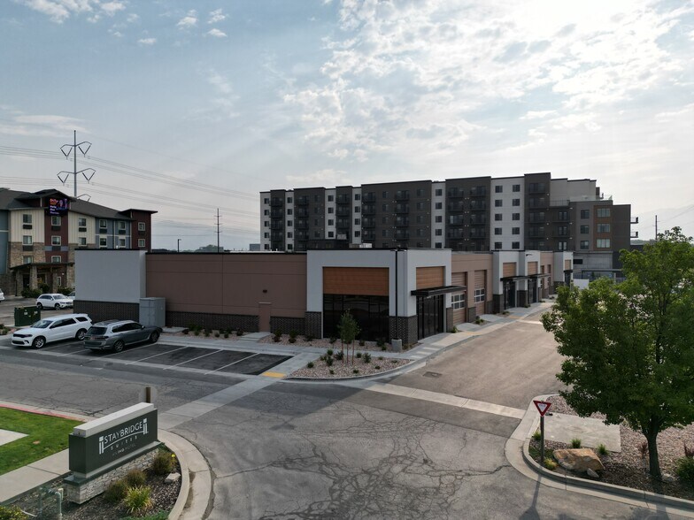 More Photos Of 3076 Decker Lake Dr, West Valley City Warehouse For Lease