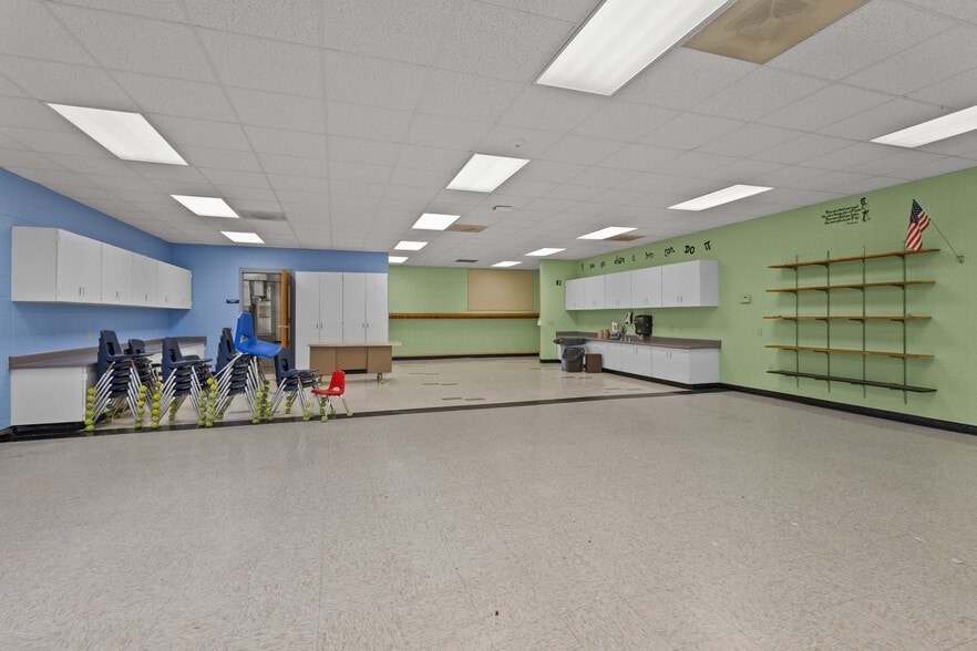 More Photos Of 414 S Church St, Endeavor Schools For Sale