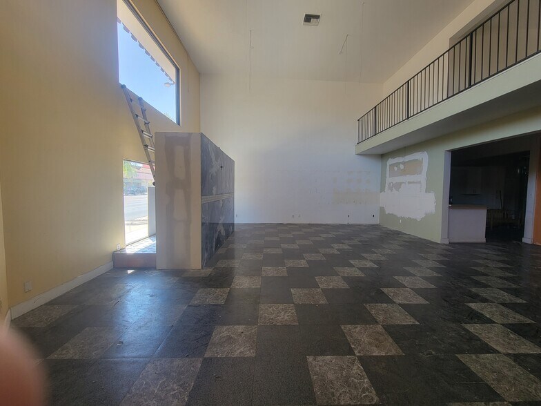 More Photos Of 2101 Pacific Coast Hwy, Lomita Storefront Retail Office For Lease