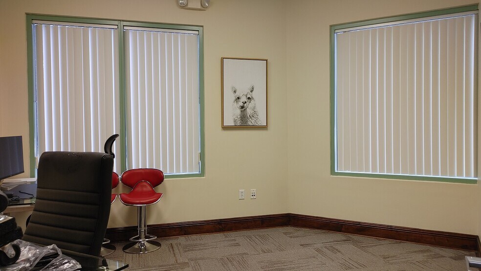 More Photos Of 1565 N Park Dr, Weston Office For Sale