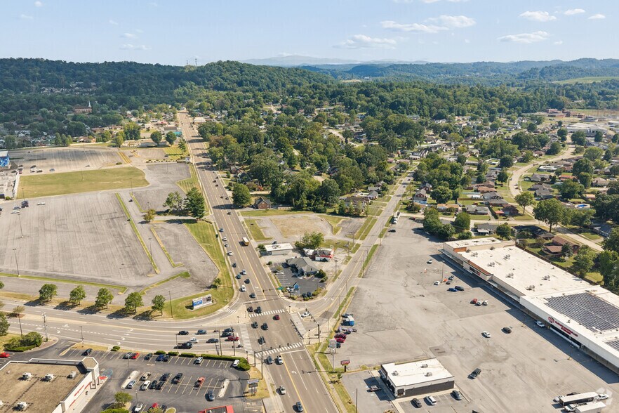 More Photos Of 2060 Fort Henry Dr, Kingsport Land For Lease