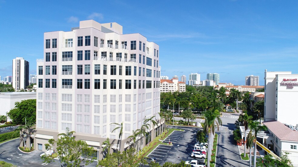 More Photos Of 2958 Aventura Blvd, Aventura General Retail For Lease