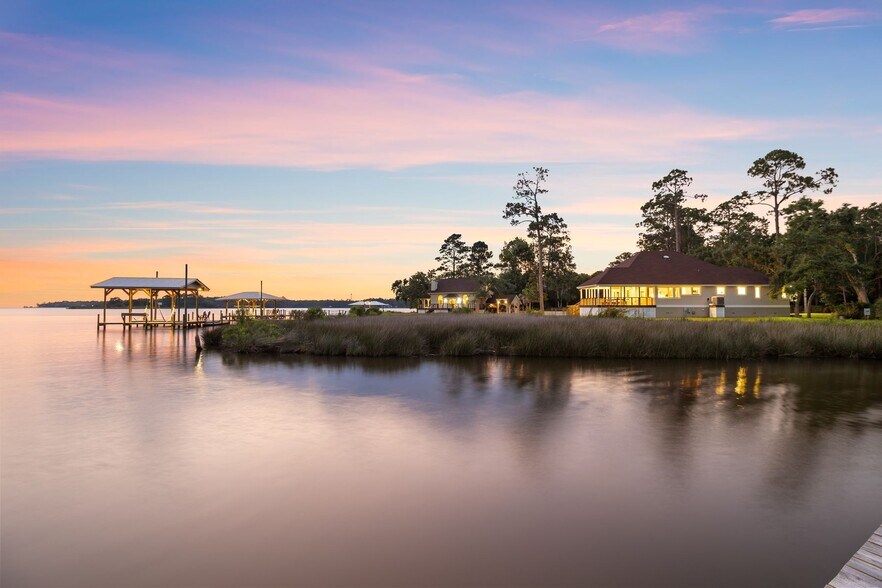 More Photos Of 104 George Ellis Pt, Freeport Land For Sale