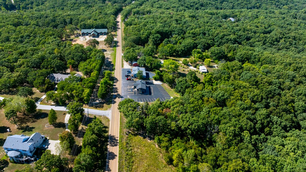 More Photos Of 2079 State Road Y, Linn Creek Restaurant For Sale