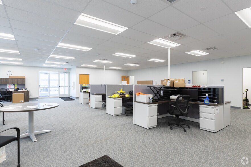 More Photos Of 201 Richard Knock Hwy, Walton Distribution For Lease