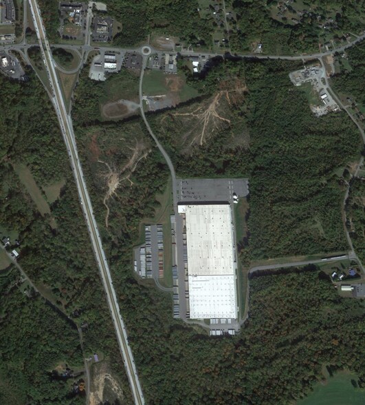 More Photos Of 1000 PVH Quality Way, Jonesville Distribution For Sale