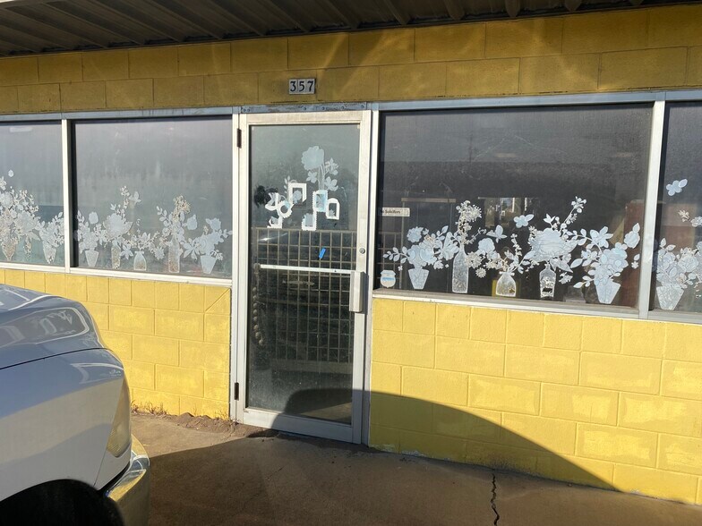 More Photos Of 357 W Austin St, Giddings General Retail For Sale