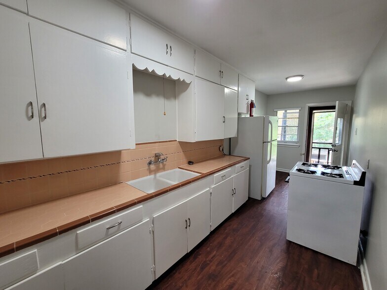 More Photos Of 340 Natalen Ave, San Antonio Multifamily For Sale