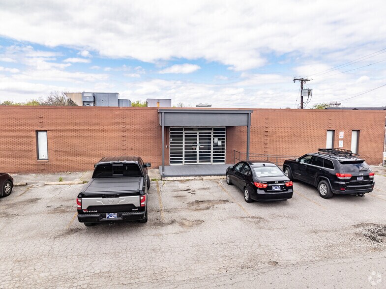 More Photos Of 1920 Warner St, Nashville Distribution For Lease