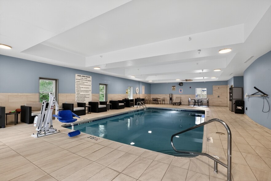 More Photos Of 1388 E Oglethorpe Hwy, Hinesville Hotel For Sale