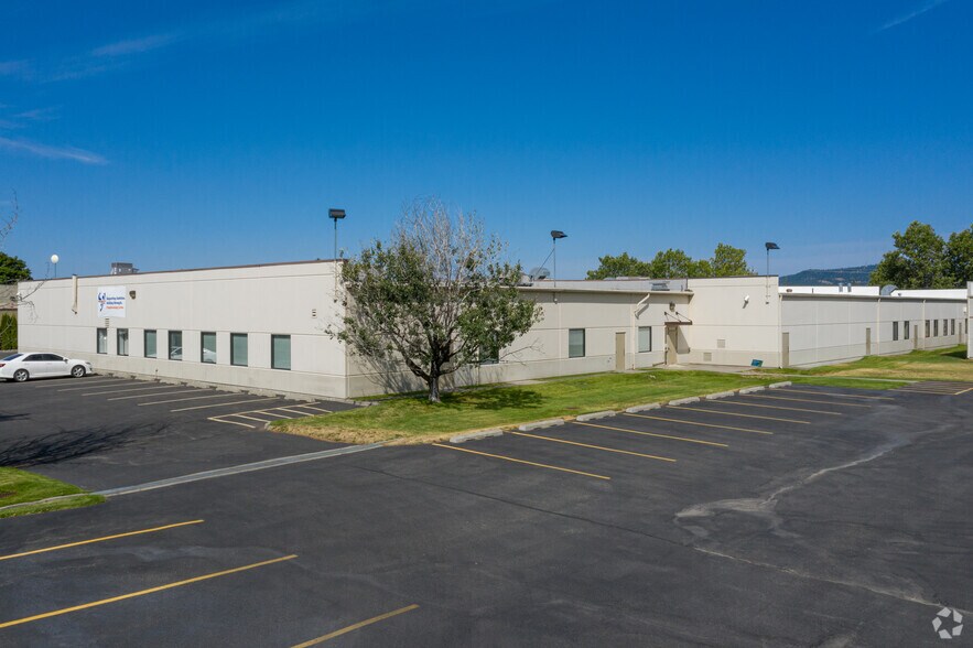 More Photos Of 22820 E Appleway Ave, Liberty Lake Office For Sale