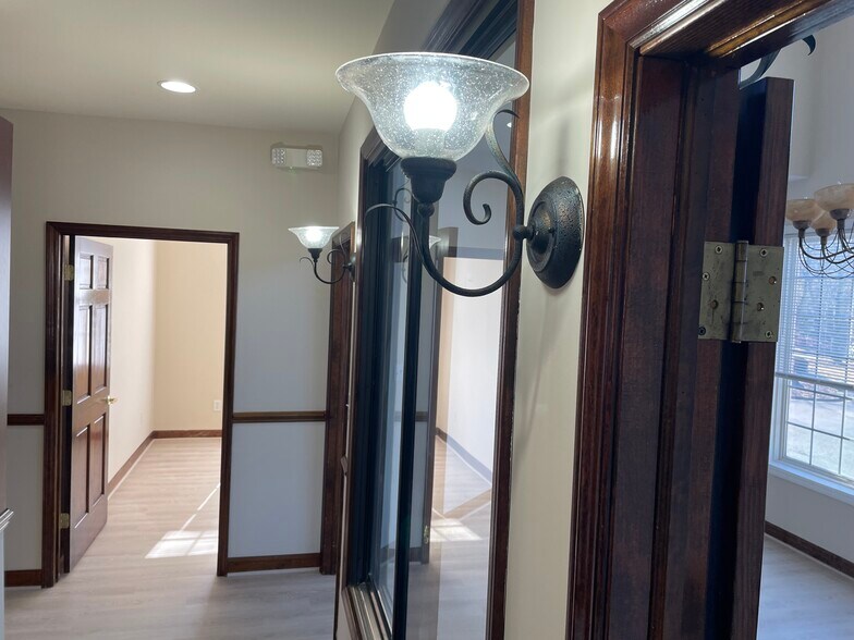 More Photos Of 6 Consultant Pl, Durham Office For Lease