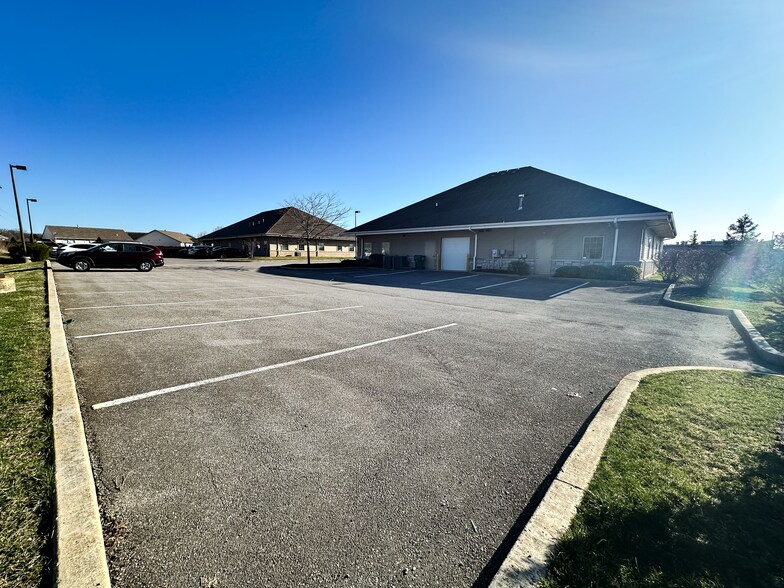 More Photos Of 7729 Westfield Dr, Fort Wayne Medical For Lease