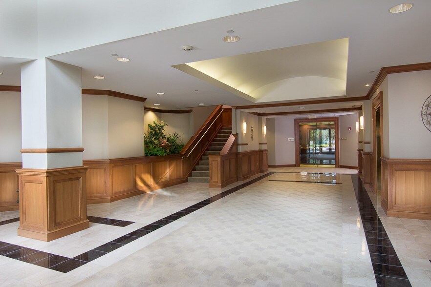 More Photos Of 800 Enterprise Dr, Horsham Township Office For Lease