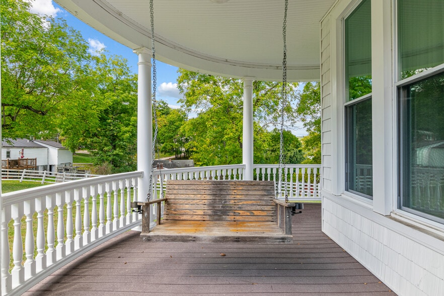 More Photos Of 639 Tower St, Tazewell Specialty For Sale