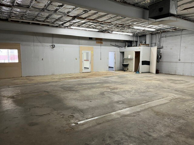 More Photos Of 3100 Union Ave, Bakersfield Freestanding For Lease
