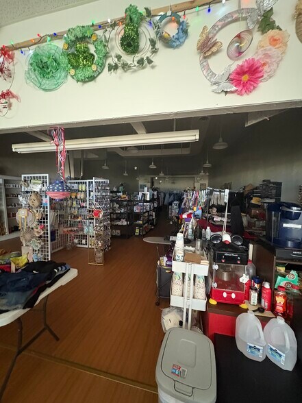 Primary Photo Of 333 Main St, Shelby General Retail For Sale