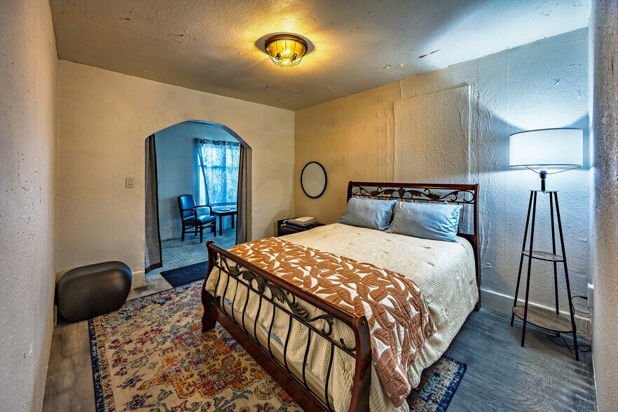 More Photos Of 100 E 28th St, Cheyenne Apartments For Sale