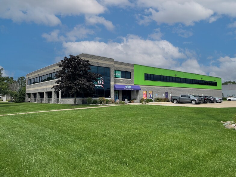 Primary Photo Of 6094 Corporate Dr, Ira Manufacturing For Sale