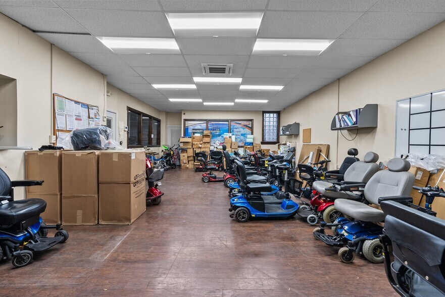 More Photos Of 2814-2818 E Allegheny Ave, Philadelphia Storefront Retail Office For Lease
