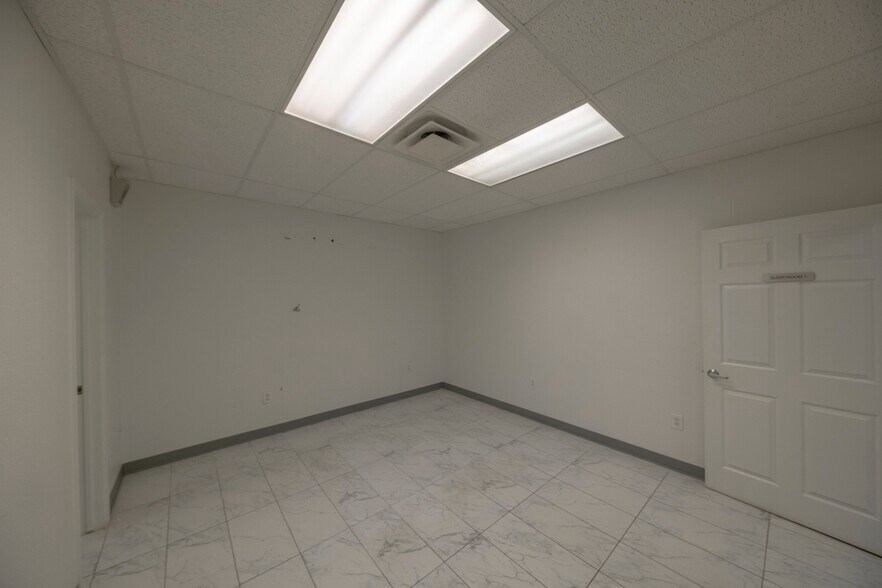 More Photos Of 702 Andrews Hwy, Midland Medical For Sale