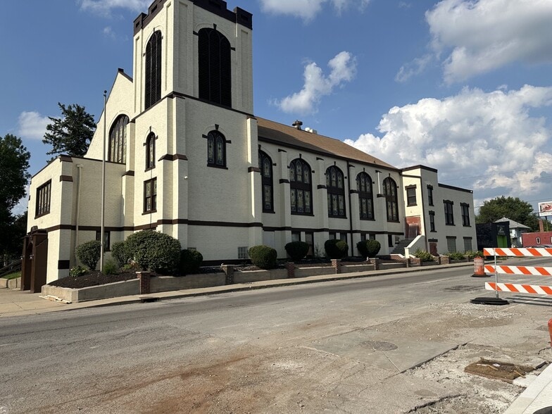 More Photos Of 4110 E New York St, Indianapolis Religious Facility For Sale