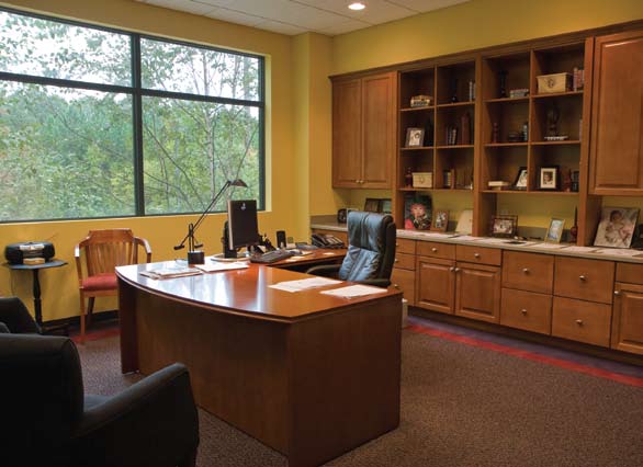 More Photos Of 1955 Vaughn Rd NW, Kennesaw Flex For Sale