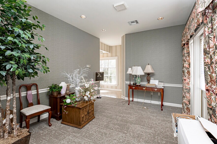 More Photos Of 8425 Cumberland Pl, Baton Rouge Medical For Lease