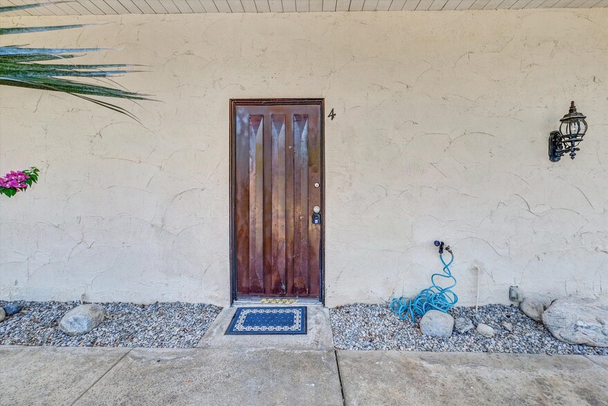 More Photos Of 3737 E Calle De Carlos, Palm Springs Apartments For Sale
