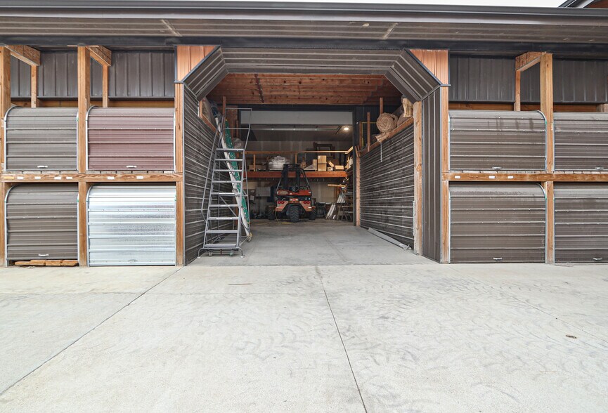 More Photos Of 165 Nebraska St, Sterling General Retail For Sale
