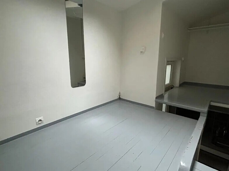 More Photos Of 10 Rue Du Général Bertrand, Paris Office For Sale