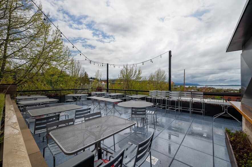 More Photos Of 1011 Harris Ave, Bellingham Restaurant For Sale