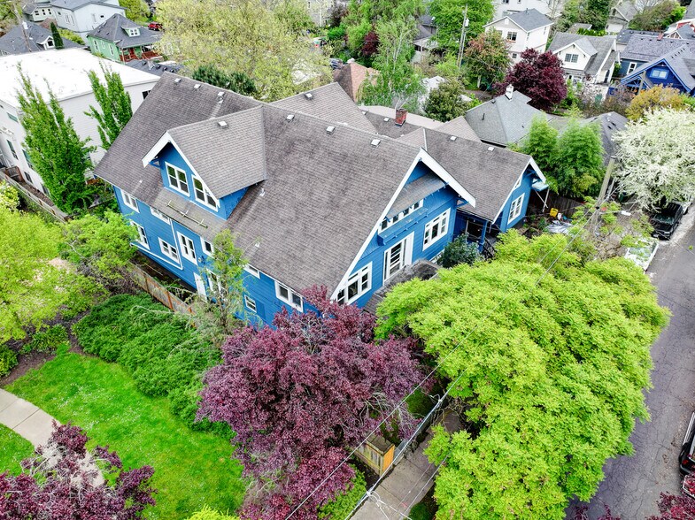 More Photos Of 4016-4024 NE 6th Ave, Portland Apartments For Sale