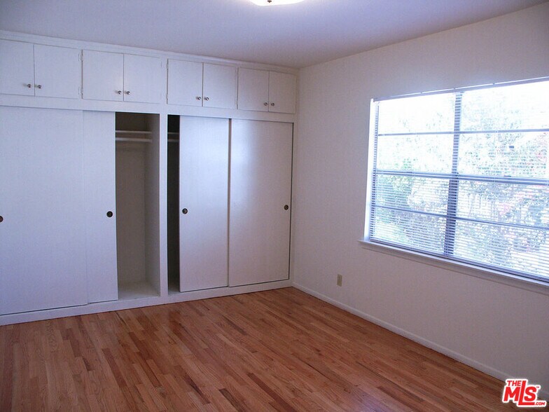 More Photos Of 1630 Franklin St, Santa Monica Multifamily For Sale
