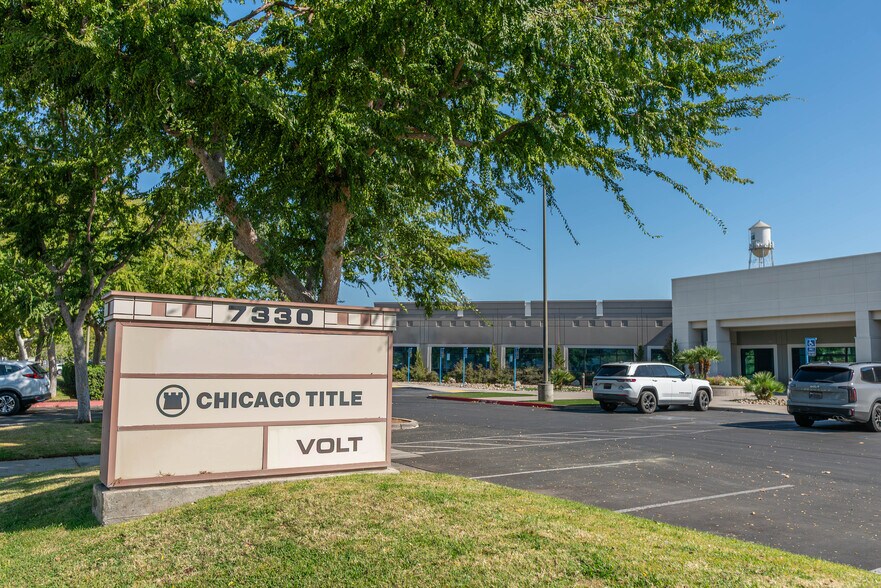 More Photos Of 7330 N Palm Ave, Fresno Office For Lease