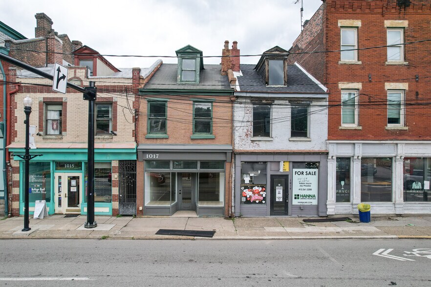 Primary Photo Of 1017 E Carson St, Pittsburgh Storefront Retail Residential For Lease