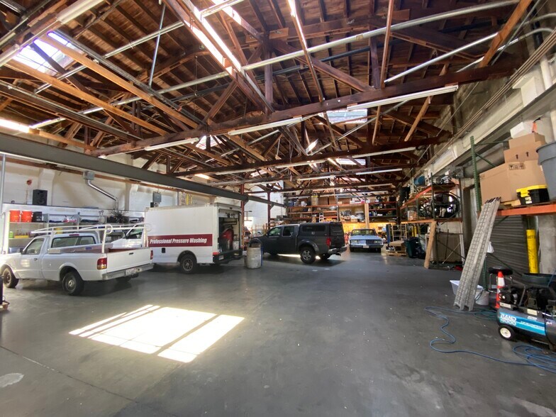More Photos Of 8 W 9th St, Santa Rosa Warehouse For Lease