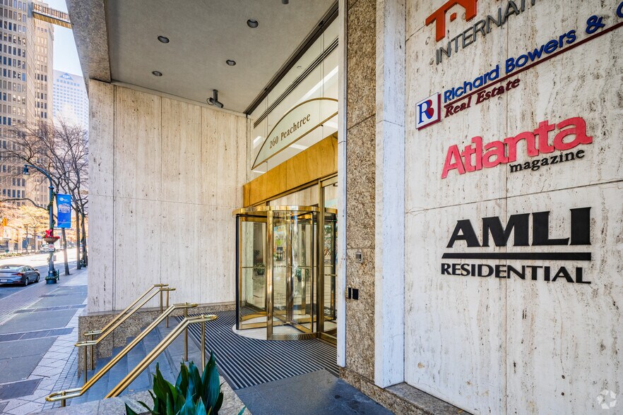 More Photos Of 260 Peachtree St NW, Atlanta Office For Lease