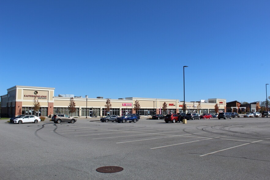 More Photos Of 92 Farmington Rd, Rochester Unknown For Lease