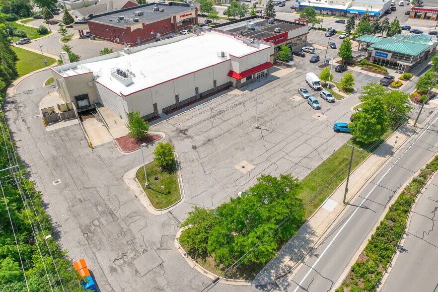 More Photos Of 2151 W Liberty St, Ann Arbor Freestanding For Lease