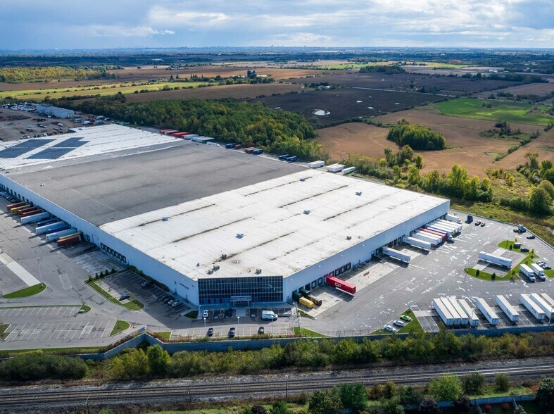 More Photos Of 6 Manchester Ct, Caledon Manufacturing For Lease
