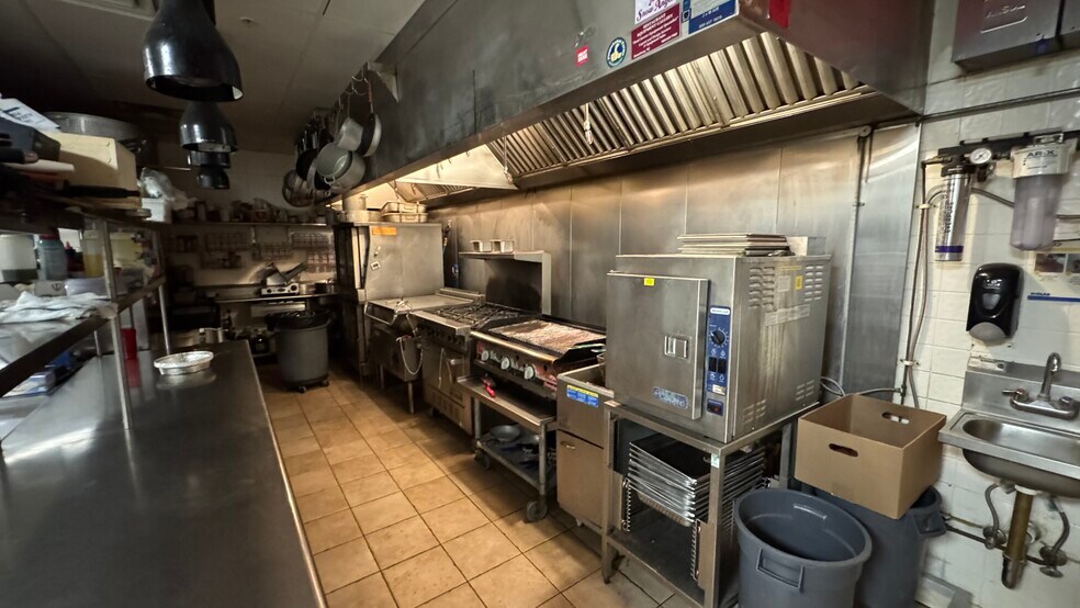 More Photos Of 700 Strykers Rd, Phillipsburg Golf Course Driving Range For Lease