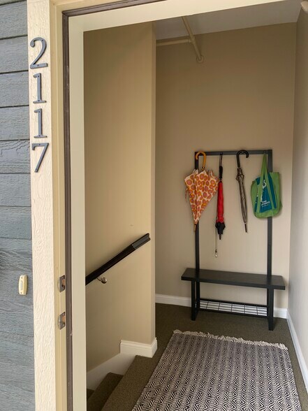 More Photos Of 2111-2115 E 12th St, Davenport Apartments For Sale