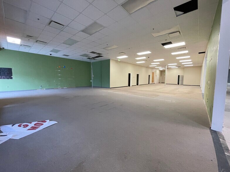 More Photos Of 1825 McFarland Blvd N, Tuscaloosa Unknown For Lease
